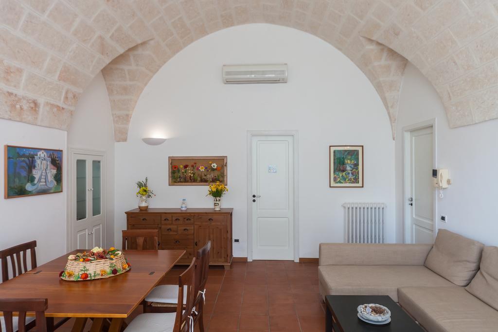 מונופולי Villa Carenza מראה חיצוני תמונה