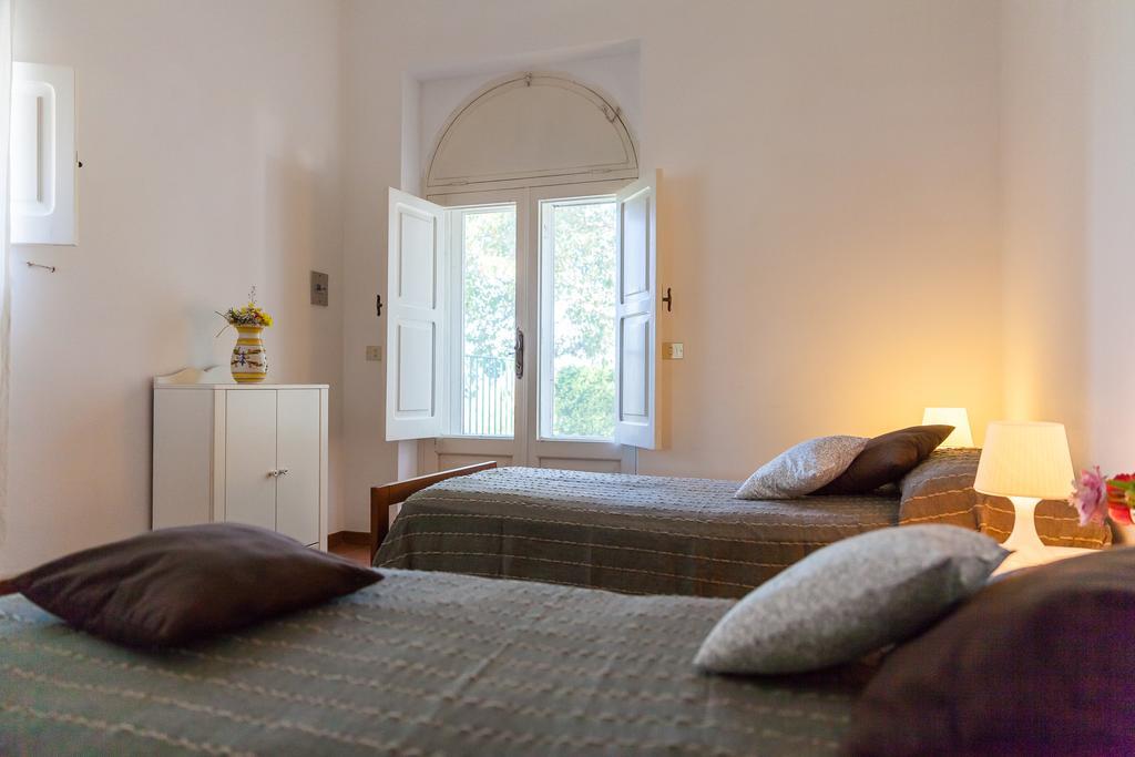 מונופולי Villa Carenza מראה חיצוני תמונה