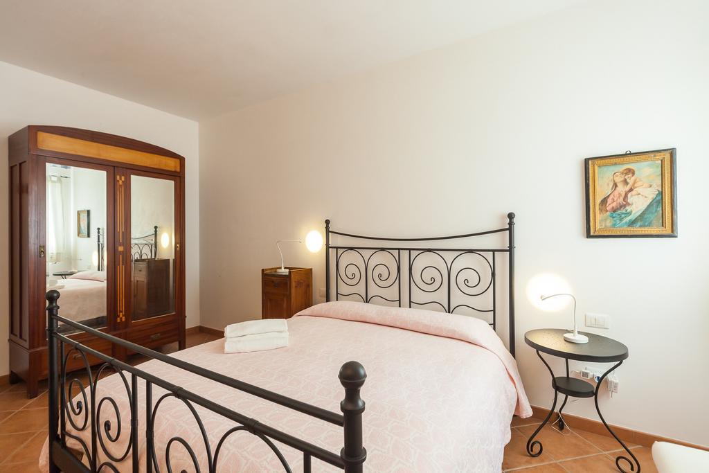 מונופולי Villa Carenza מראה חיצוני תמונה
