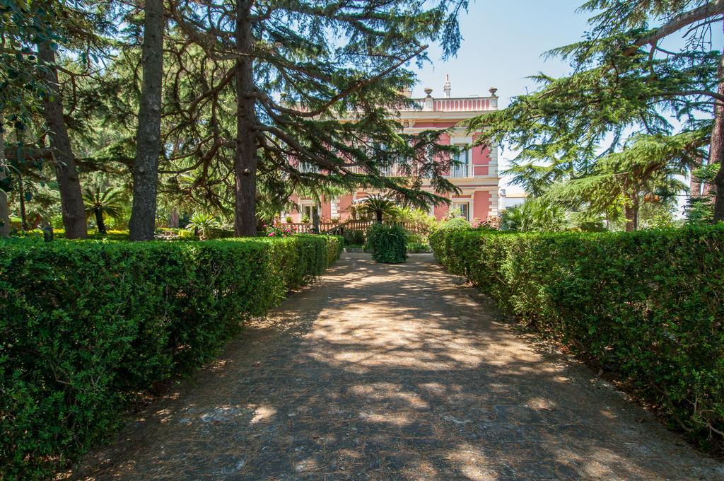 מונופולי Villa Carenza מראה חיצוני תמונה